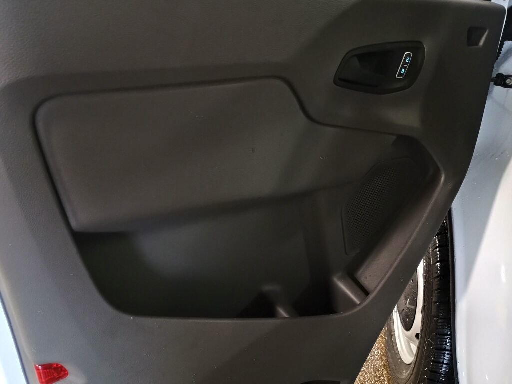 New 2026 Ford Transit 250 148 Medium Roof image 10