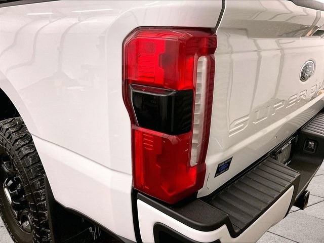 Used 2023 Ford F350 XLT w/ XLT Premium Package AWD/4WD image 27