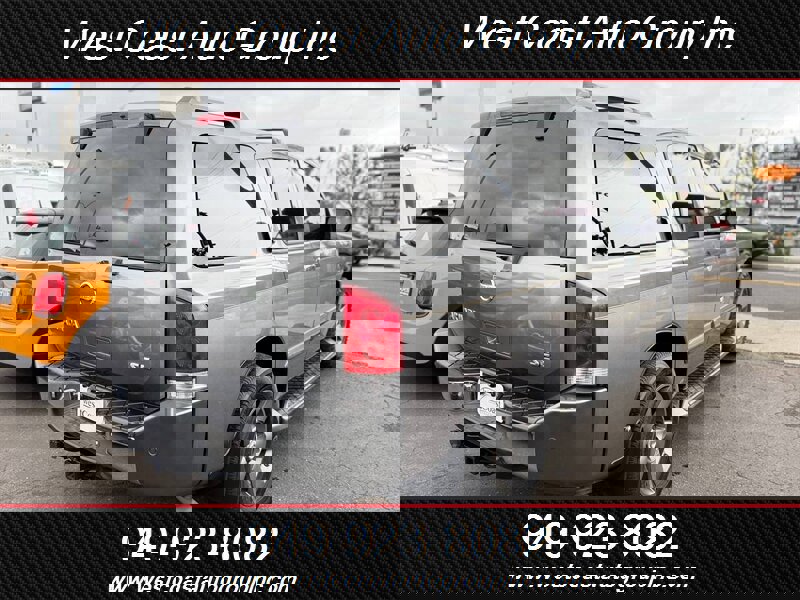 Used 2005 Nissan Armada SE image 3