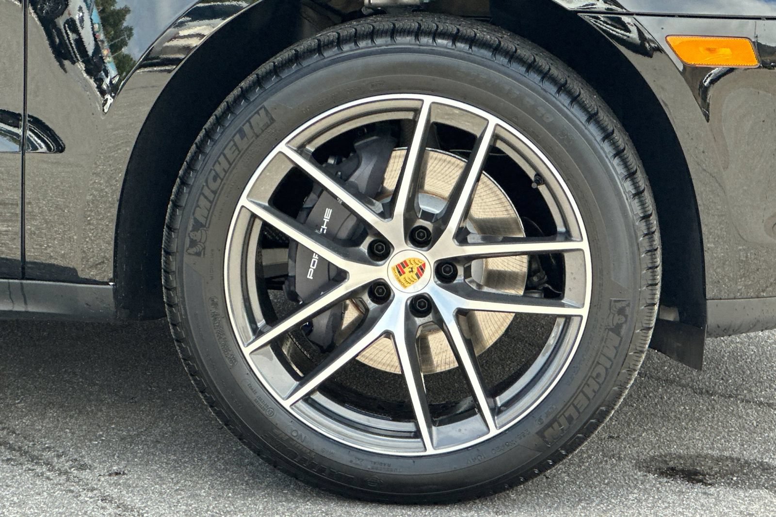 New 2026 Porsche Macan AWD/4WD image 42