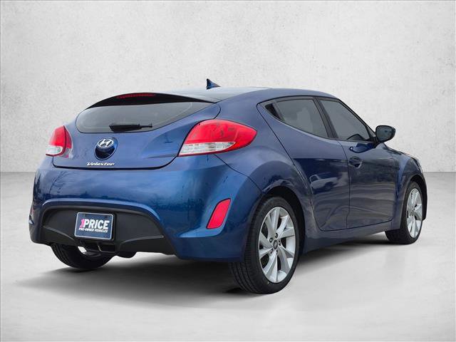 Used 2016 Hyundai Veloster FWD image 5