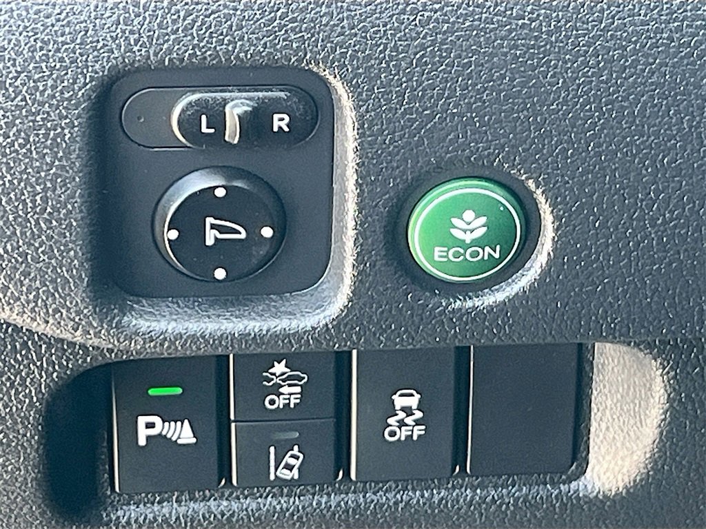 Used 2020 Honda Pilot Touring image 10