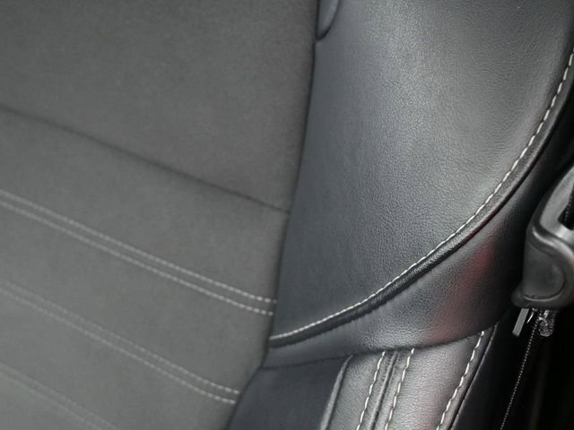 Used 2024 Mitsubishi Outlander SE image 15