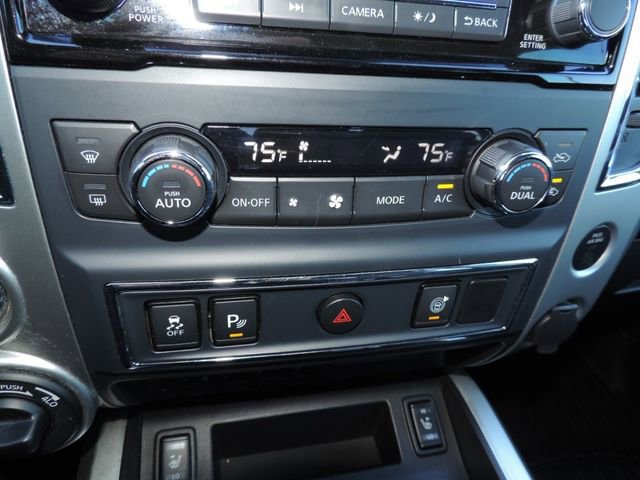 Used 2021 Nissan Titan SV w/ SV Convenience Package image 28