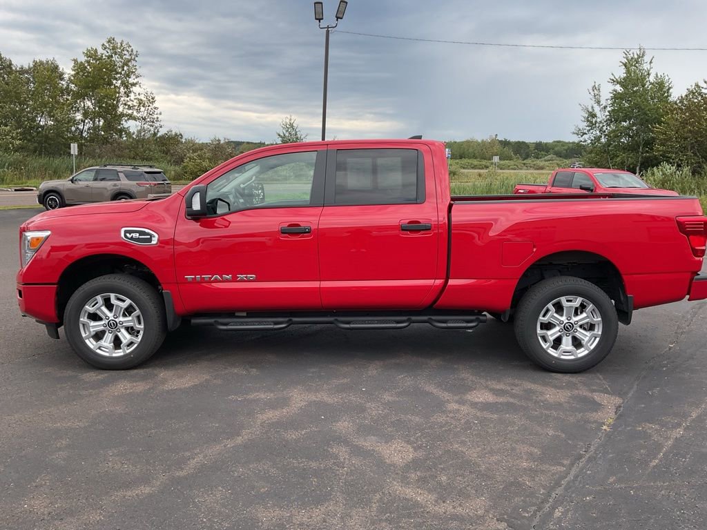 Used 2024 Nissan Titan SV w/ SV Convenience Package AWD/4WD image 8