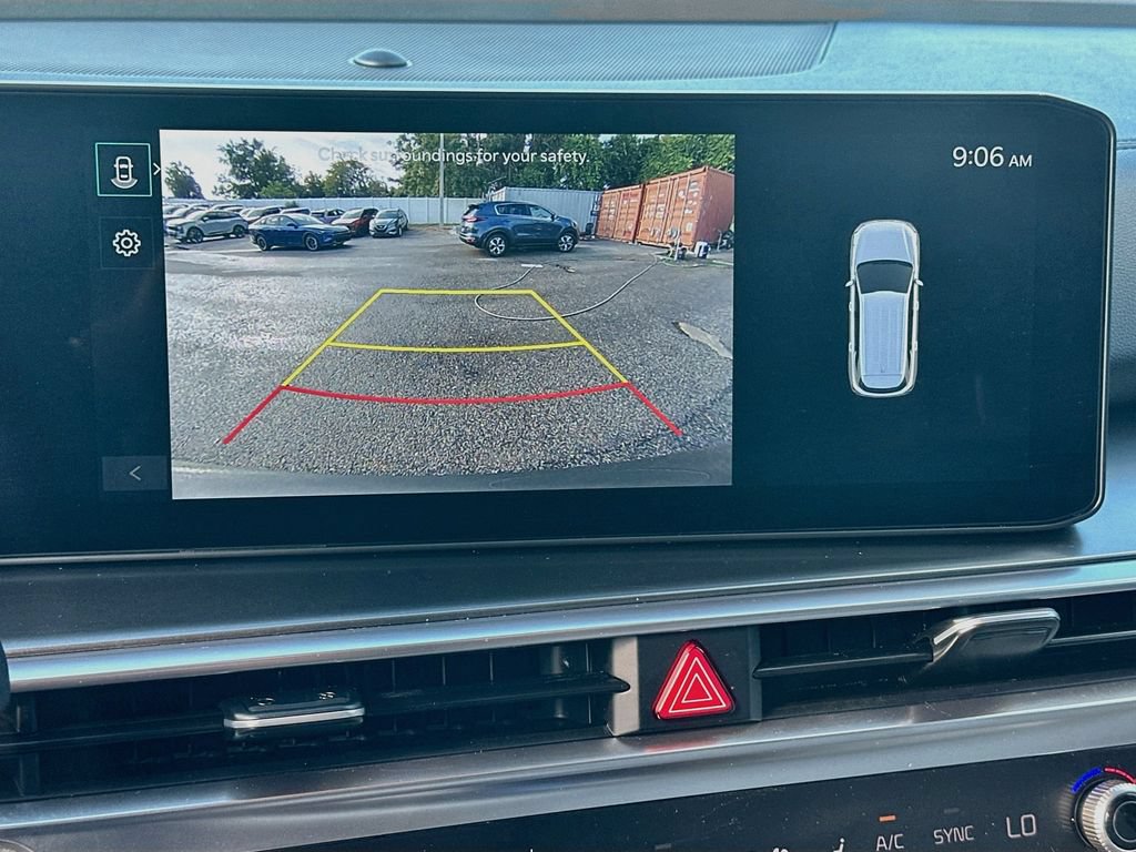 Certified 2025 Kia Sorento EX FWD image 14