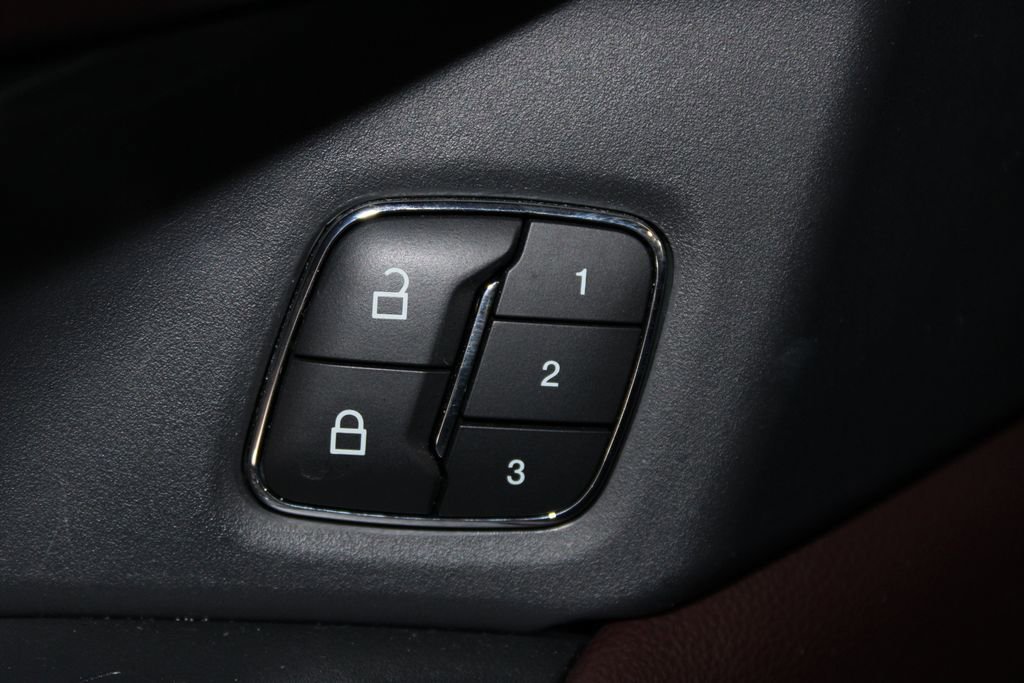 Used 2024 Ford Expedition Limited image 45