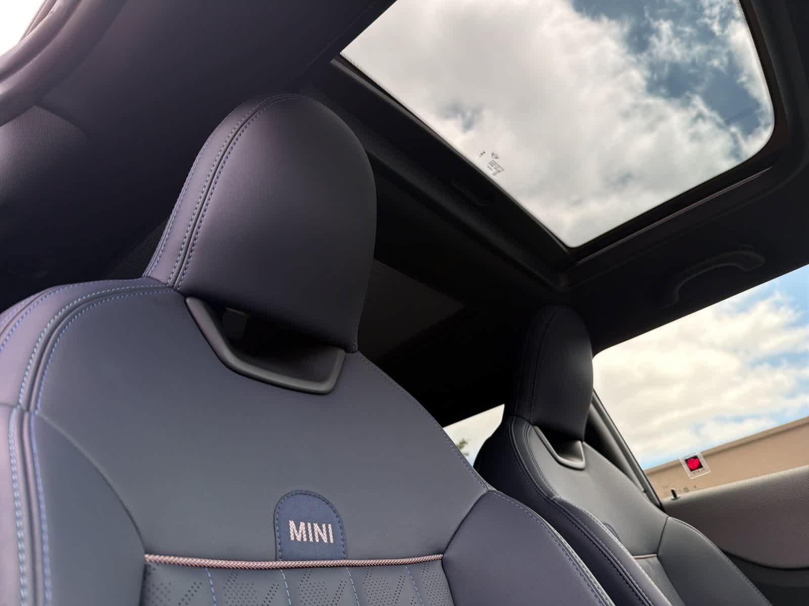 Used 2025 MINI Cooper S FWD image 17