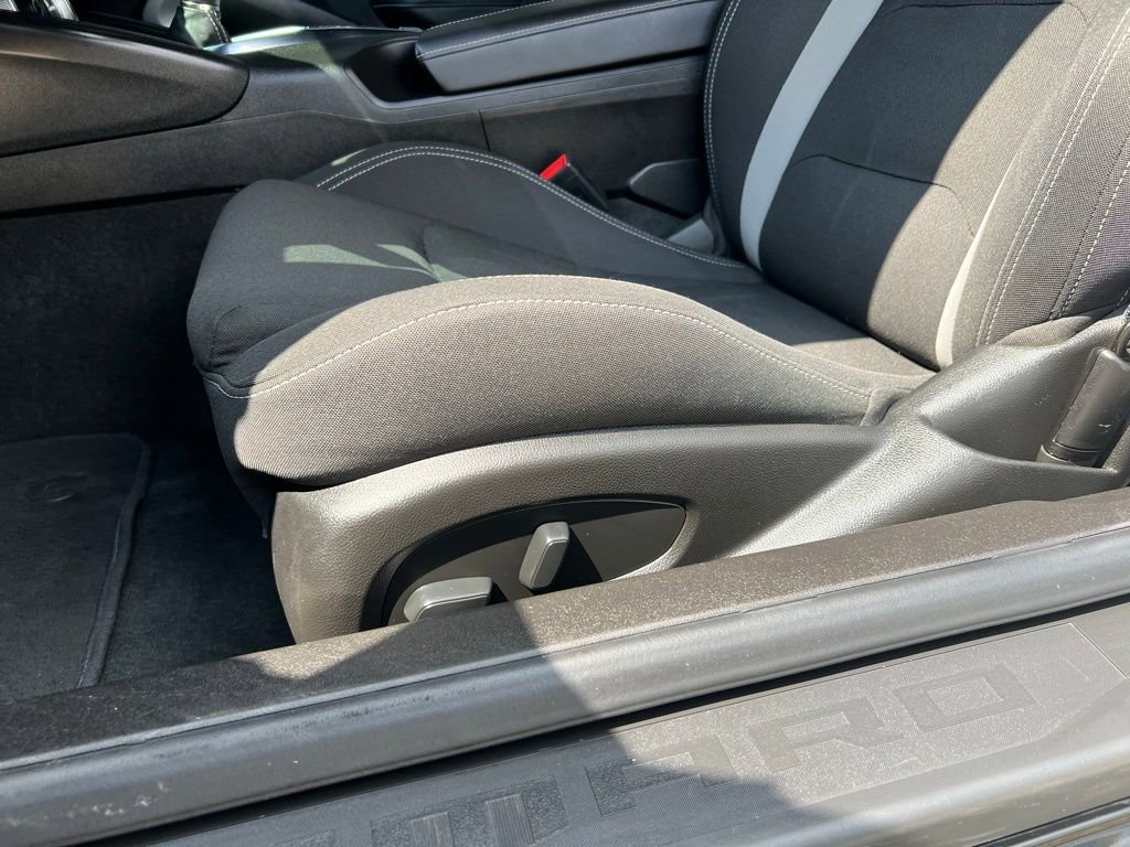 Used 2022 Chevrolet Camaro LT image 14
