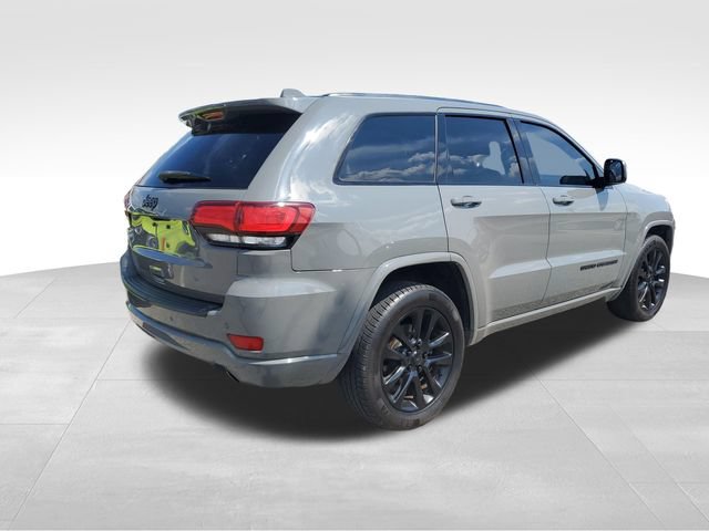 Used 2020 Jeep Grand Cherokee Altitude RWD image 4