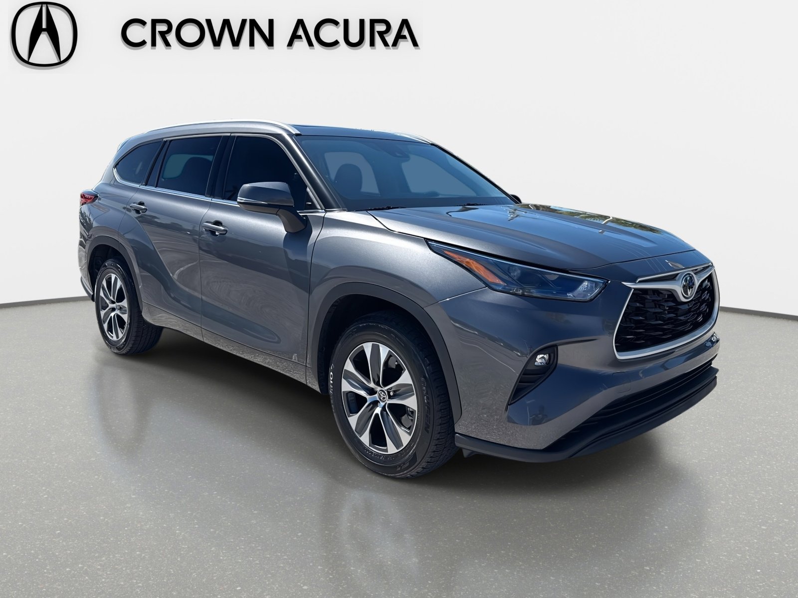 Used 2022 Toyota Highlander XLE image 8