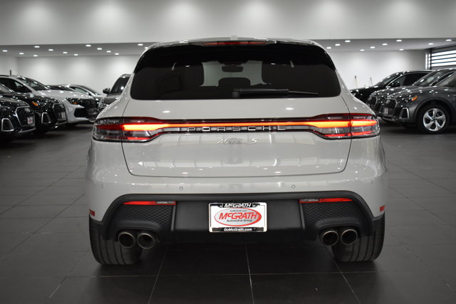Used 2022 Porsche Macan S image 11