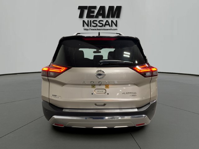 Used 2021 Nissan Rogue Platinum AWD/4WD image 5