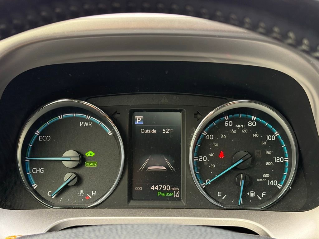 Used 2018 Toyota RAV4 Limited image 10