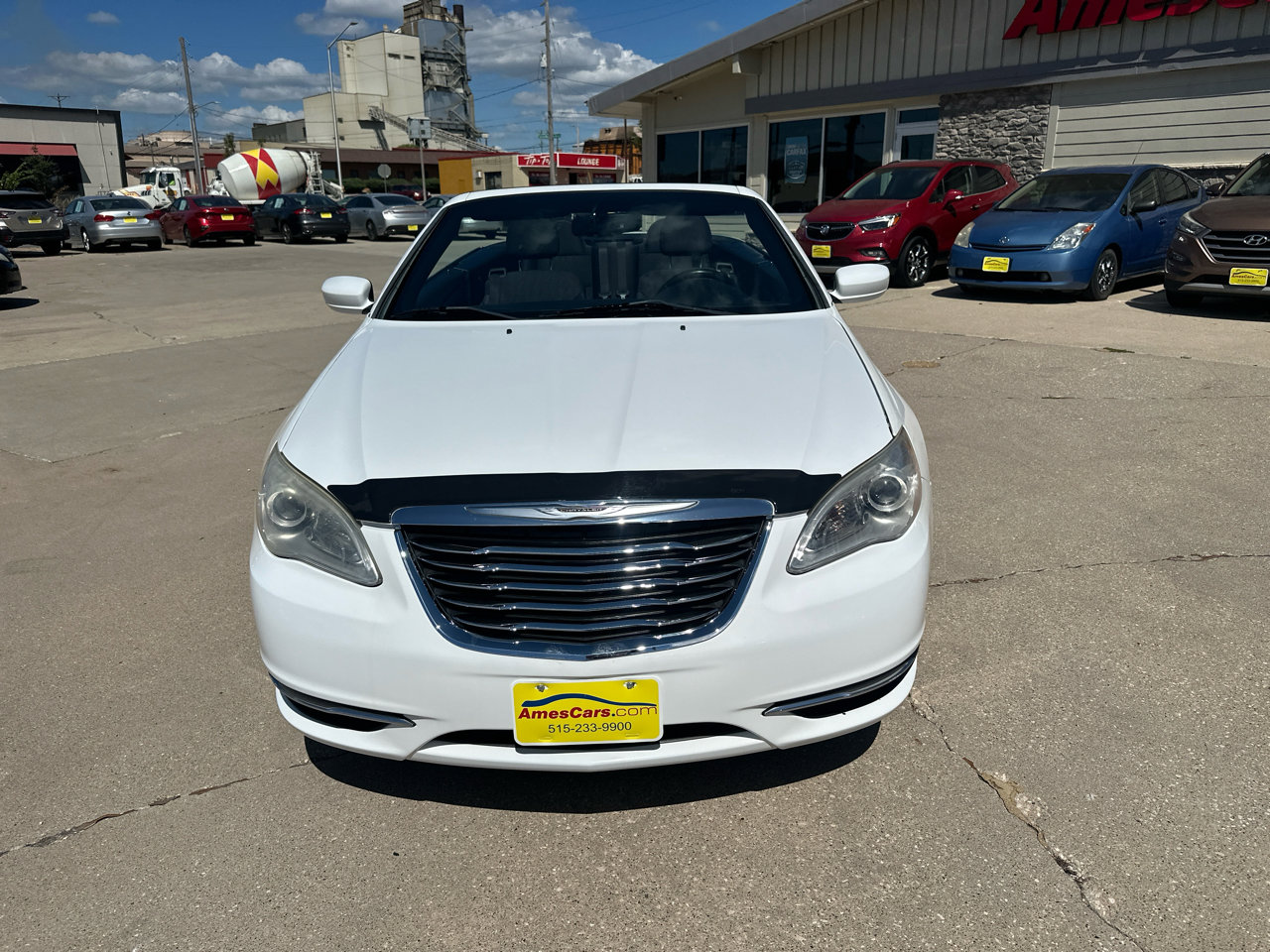Used 2014 Chrysler 200 Touring image 8