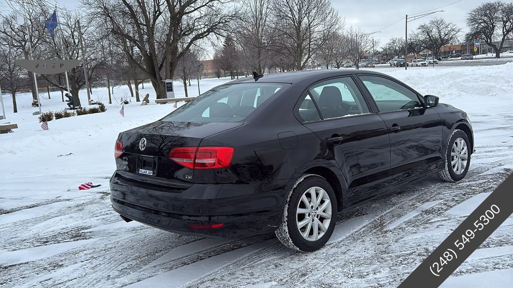 Used 2015 Volkswagen Jetta SE image 3