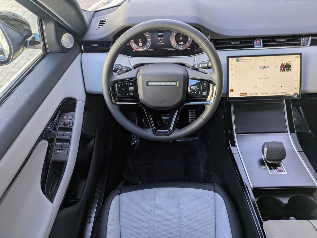 New 2026 Land Rover Range Rover Evoque Dynamic SE image 17