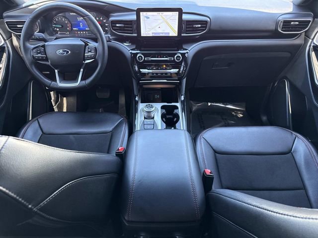 Used 2023 Ford Explorer ST-Line image 18