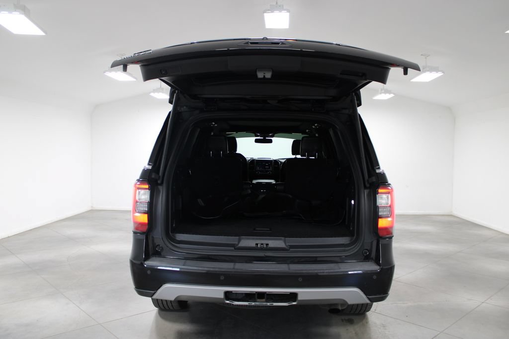 Used 2019 Ford Expedition Limited w/ Equipment Group 301A RWD image 28