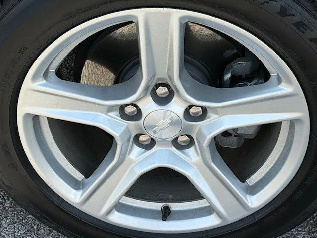 Used 2020 Chevrolet Camaro LT image 12