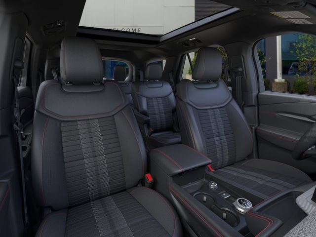 New 2026 Ford Explorer ST-Line w/ ST-Line Street Pack AWD/4WD image 11