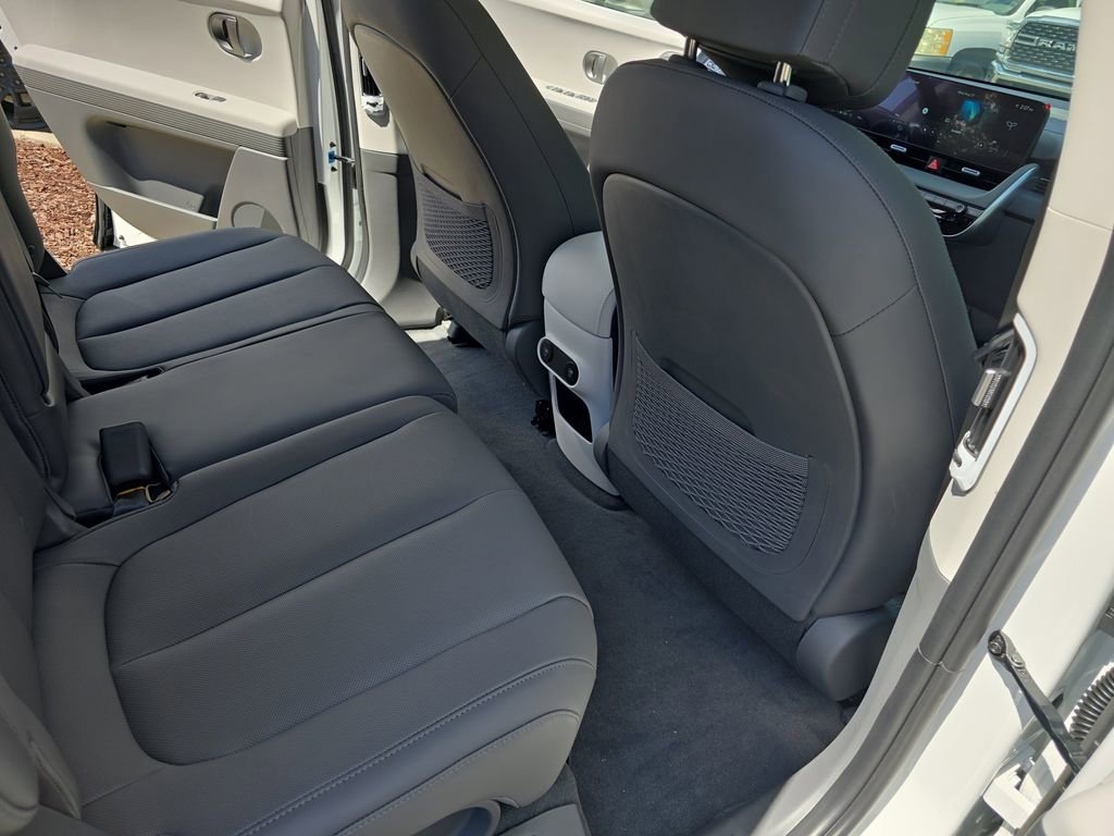 New 2025 Hyundai Ioniq 5 SEL AWD/4WD image 11