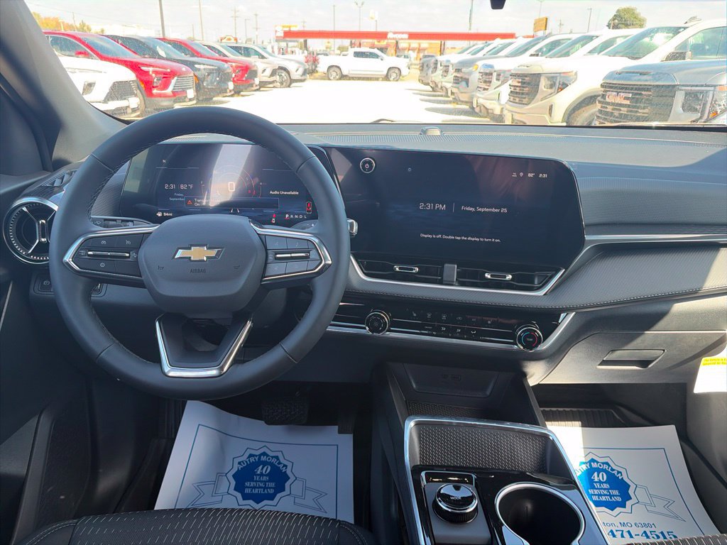New 2027 Chevrolet Equinox LT w/ LPO, Floor Liner Package FWD image 14