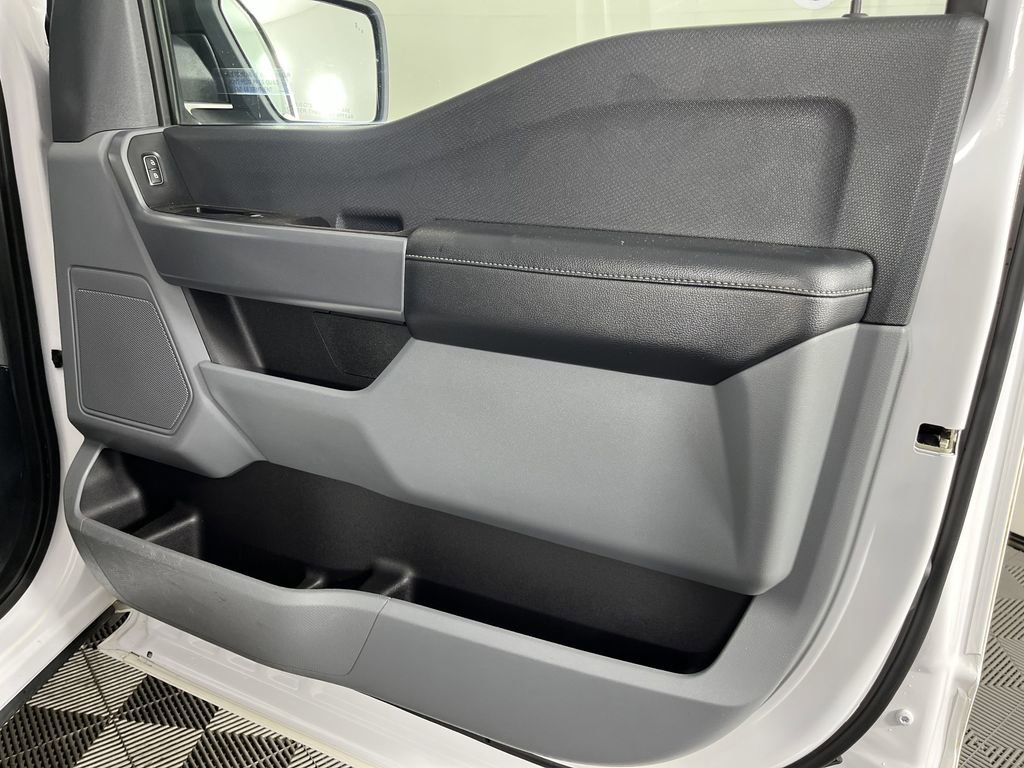 Used 2022 Ford F150 XLT w/ Trailer Tow Package image 16