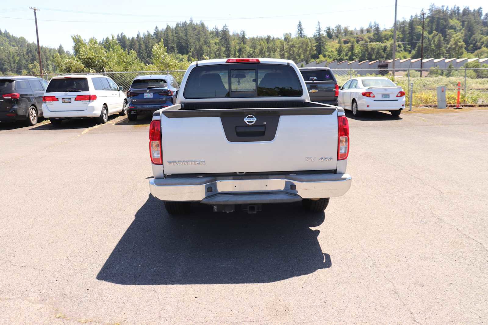 Used 2017 Nissan Frontier SV AWD/4WD image 6