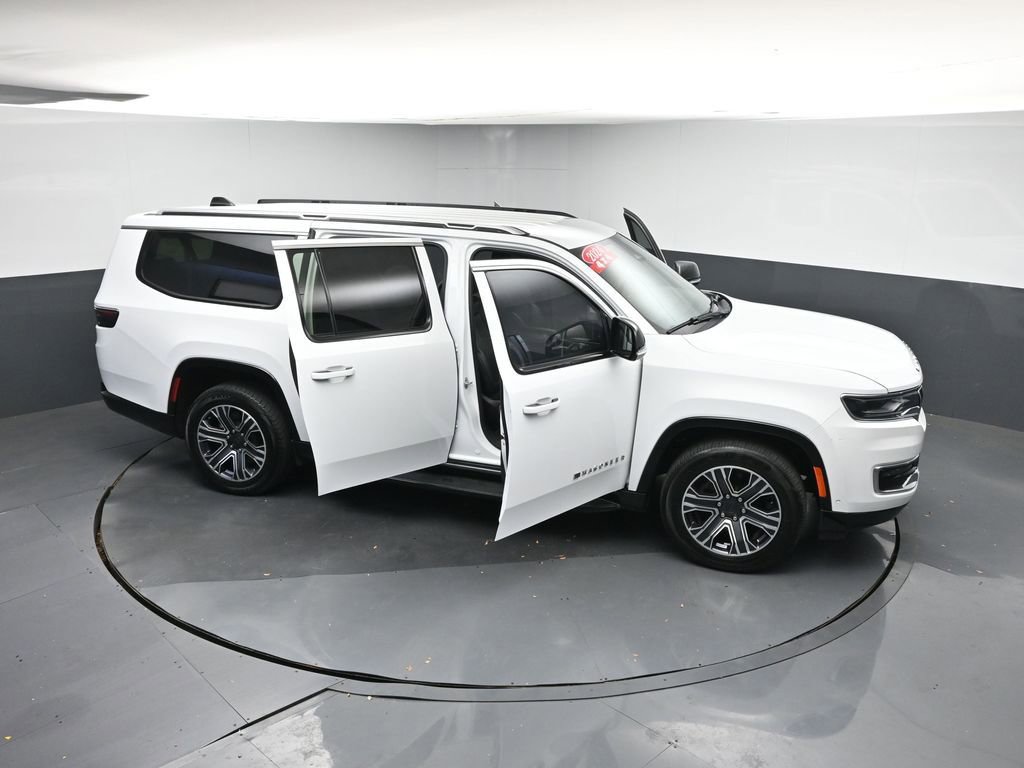 Used 2024 Jeep Wagoneer L Series II w/ Flexible Seating Group image 49