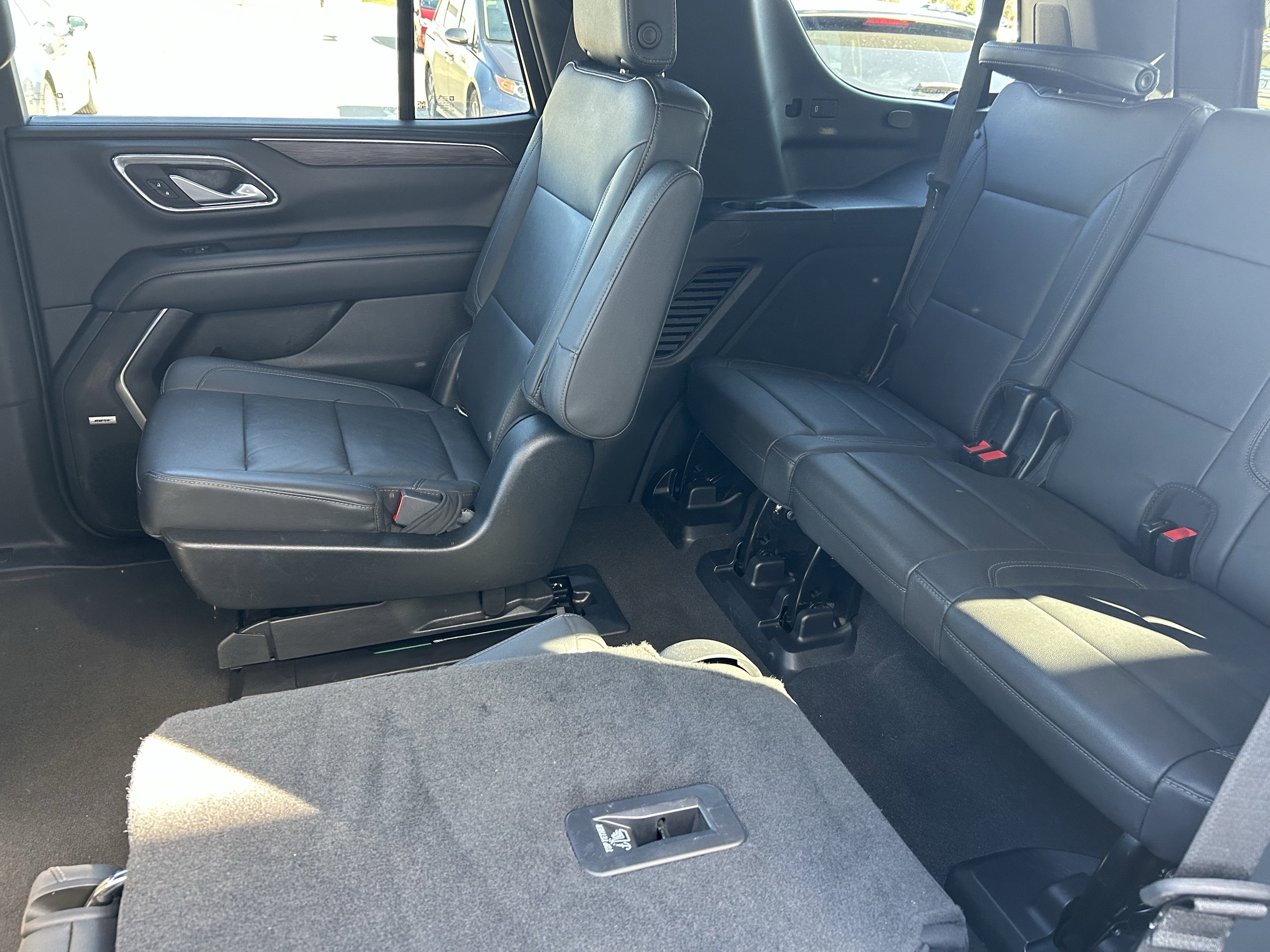 Used 2022 Chevrolet Tahoe Z71 w/ Luxury Package image 23