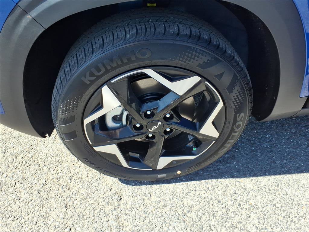 New 2026 Kia Seltos S image 14