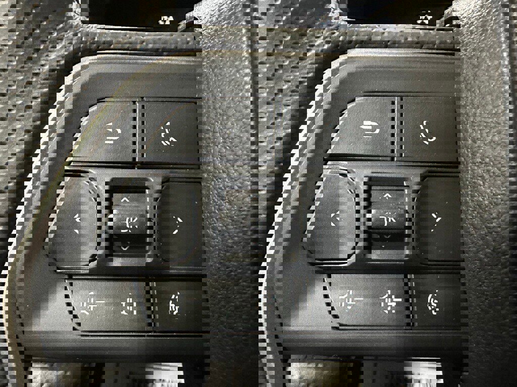 Used 2025 Toyota 4Runner SR5 image 20