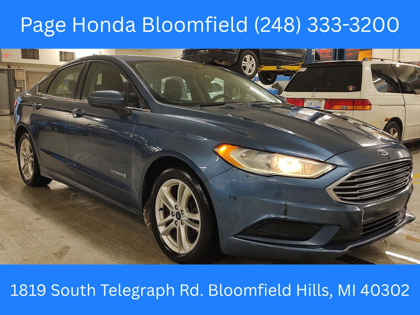 Used 2018 Ford Fusion SE FWD image 1