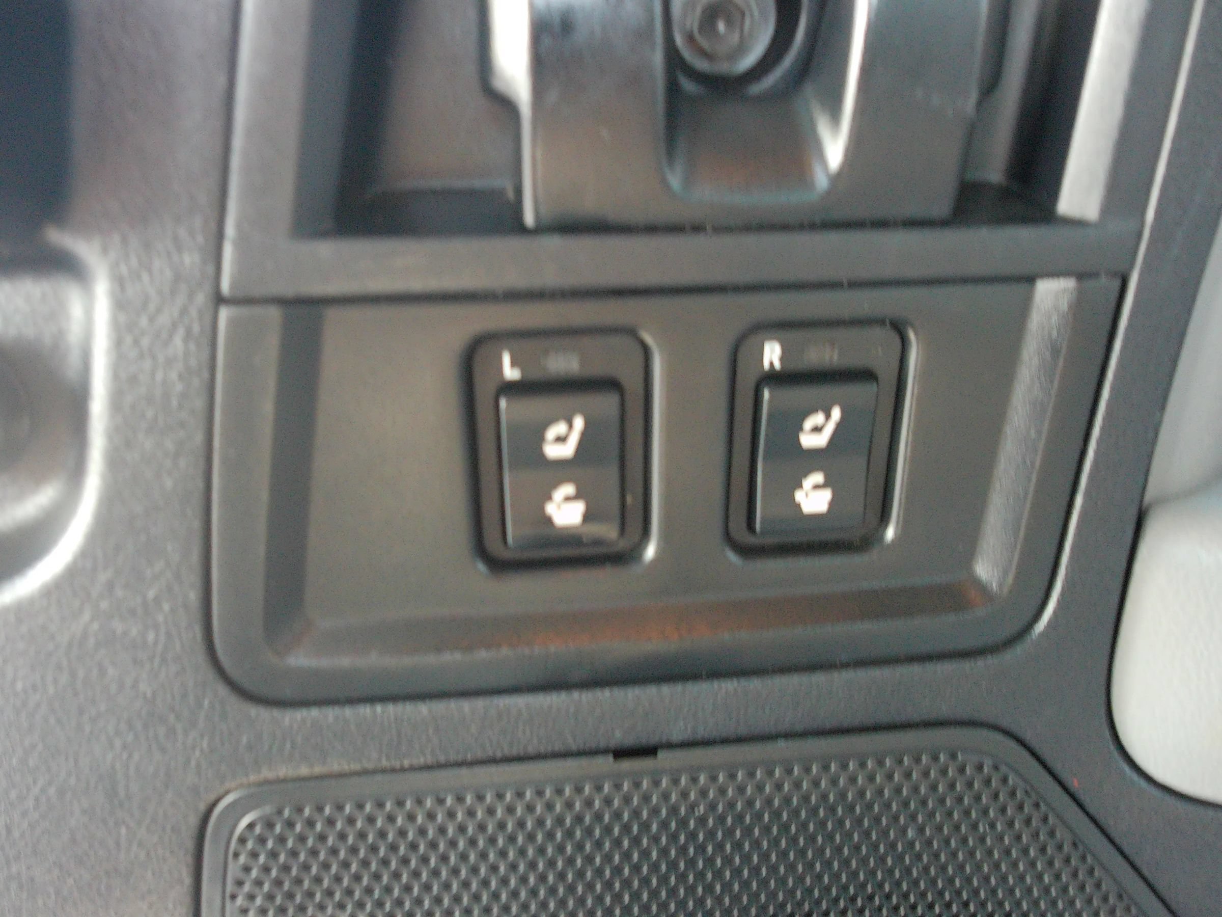 Used 2014 Toyota Sequoia Limited RWD image 35