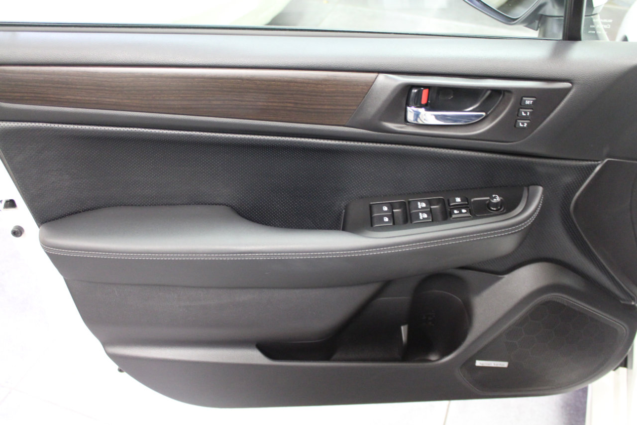 Used 2016 Subaru Legacy 2.5i Limited image 22