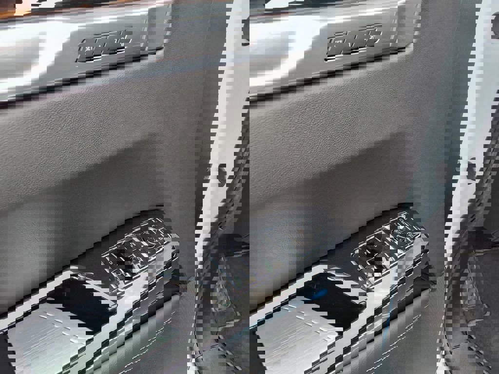 New 2026 Cadillac Escalade Luxury w/ LPO, Radiant Package image 42