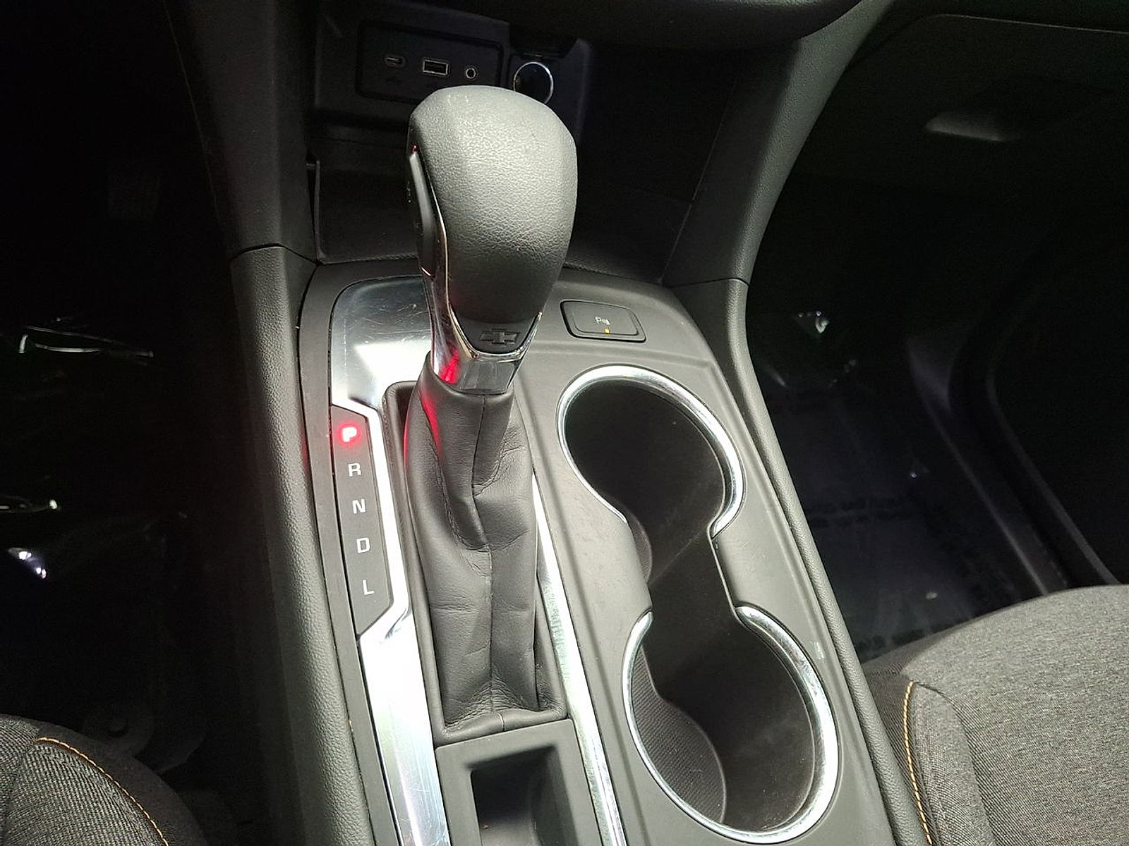 Used 2022 Chevrolet Equinox LT FWD image 15