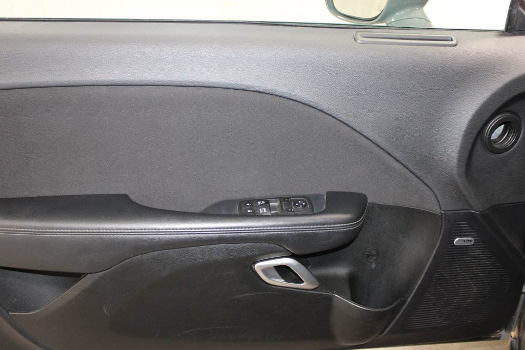 Used 2023 Dodge Challenger SXT RWD image 18