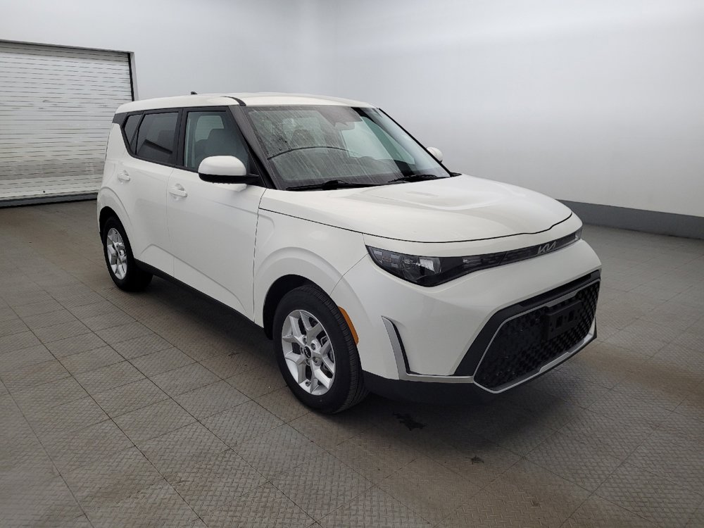Used 2025 Kia Soul S image 13