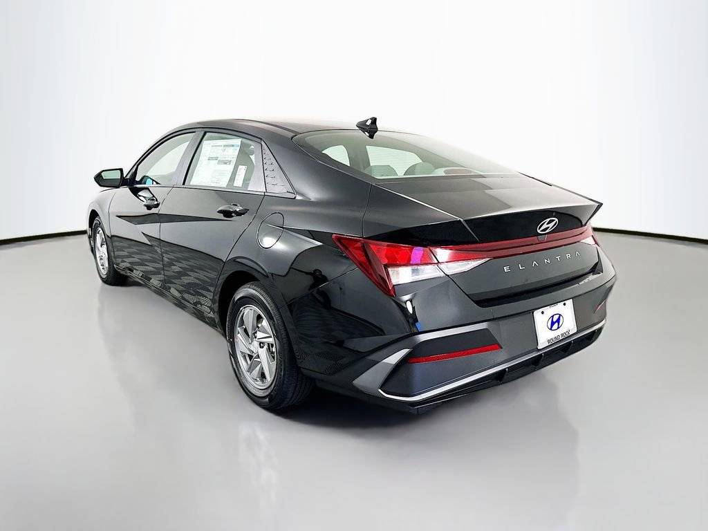 New 2026 Hyundai Elantra SE w/ Cargo Package image 7