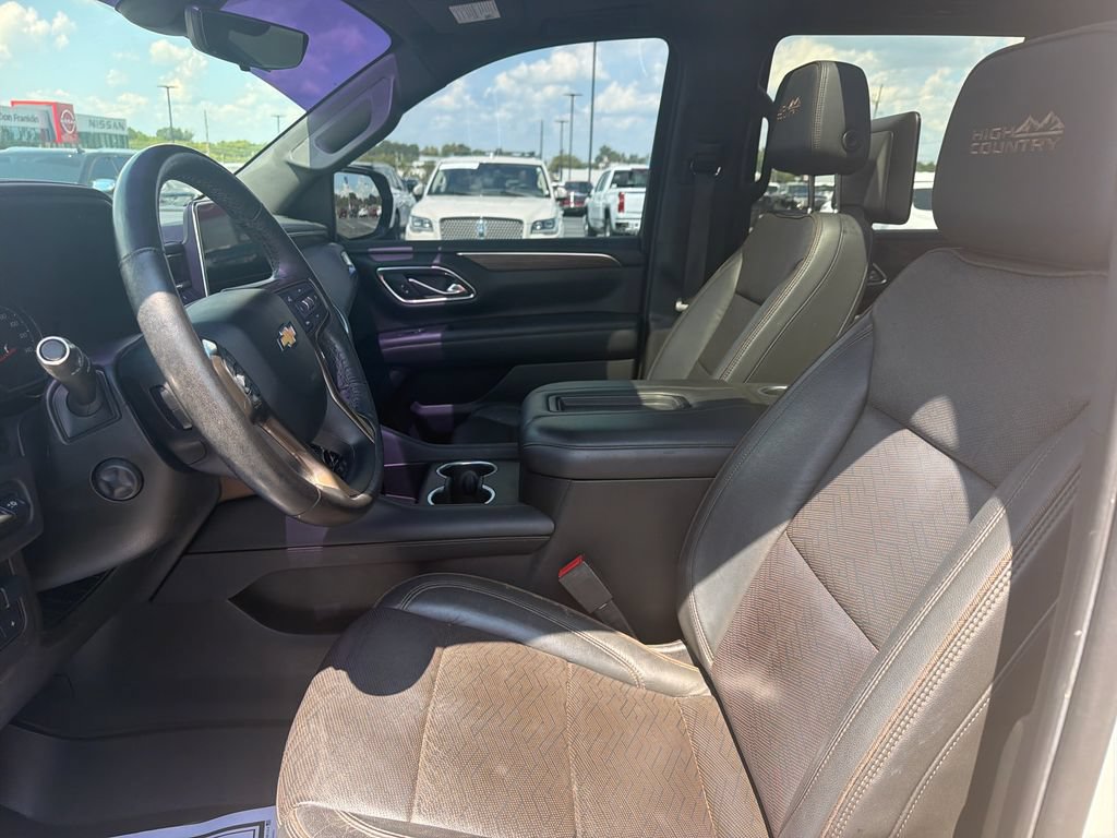 Used 2021 Chevrolet Tahoe High Country w/ Premium Package AWD/4WD image 13