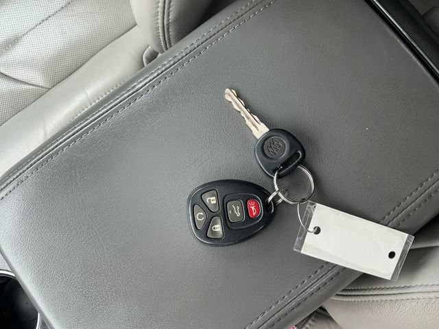 Used 2013 Buick Enclave Leather FWD image 29