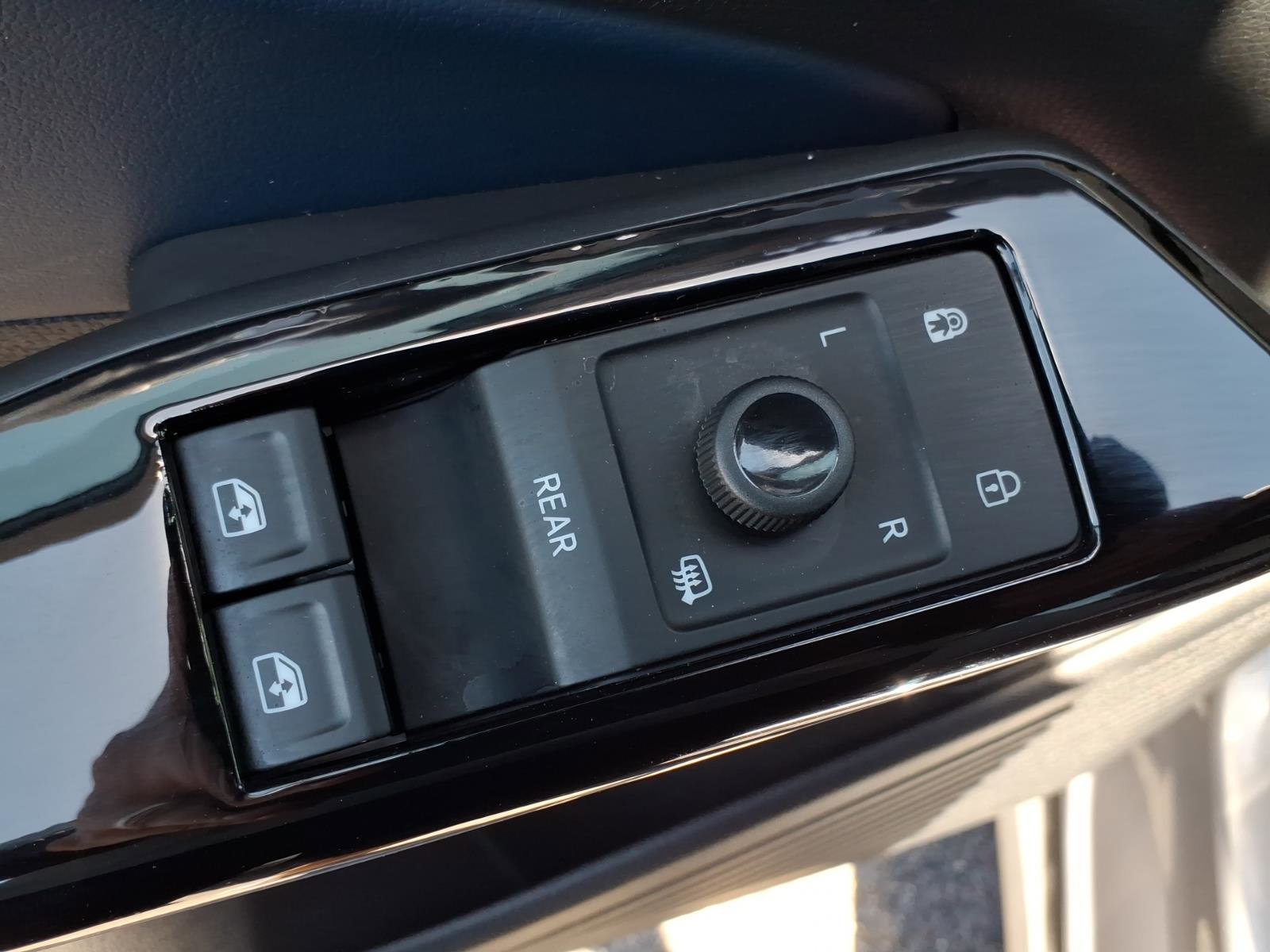 Certified 2024 Volkswagen ID.4 S RWD image 19