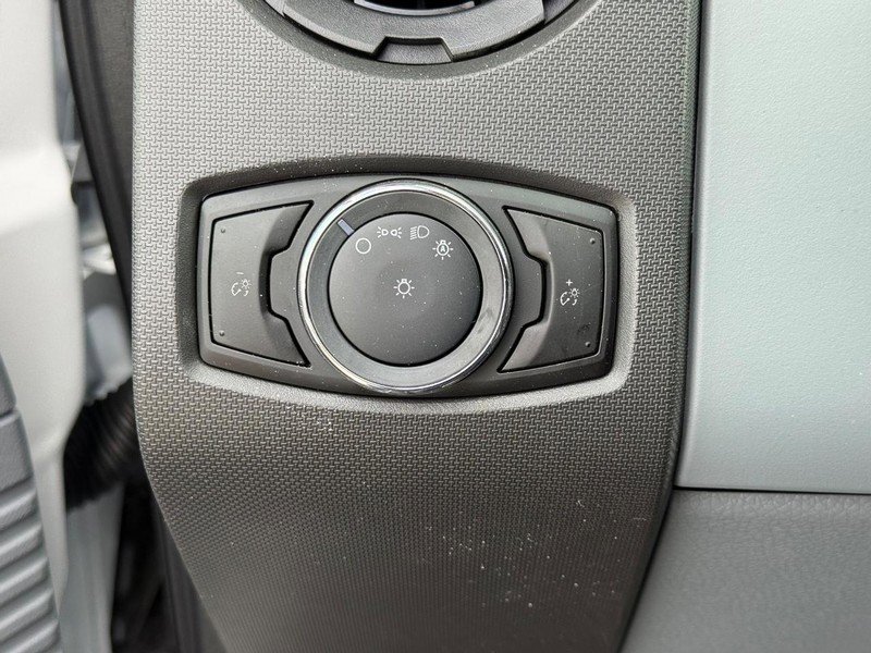 New 2027 Ford F750 2WD Regular Cab Super Duty image 21