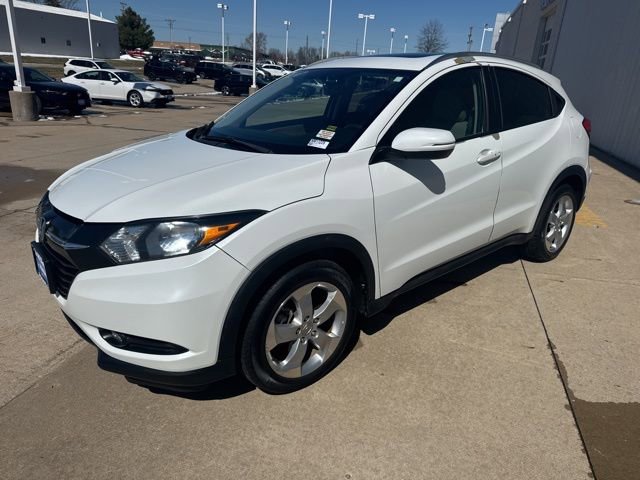 Used 2016 Honda HR-V EX-L image 4