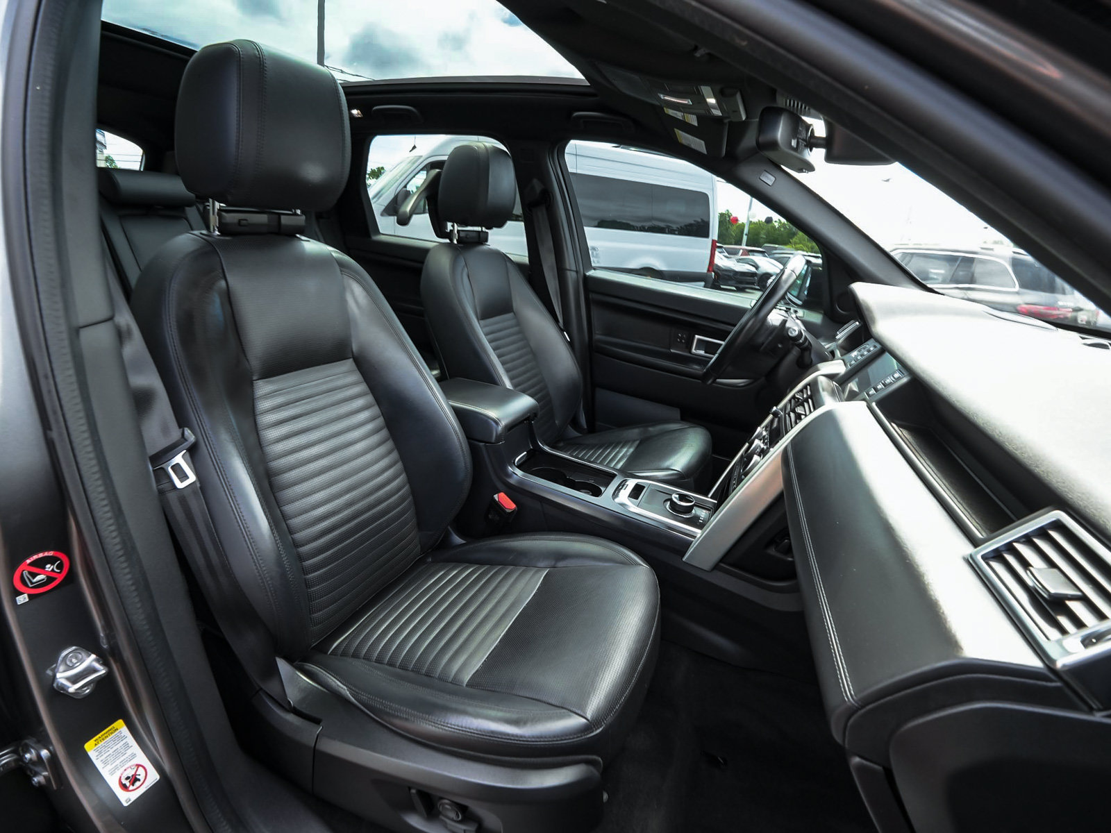 Used 2019 Land Rover Discovery Sport HSE Luxury AWD/4WD image 41