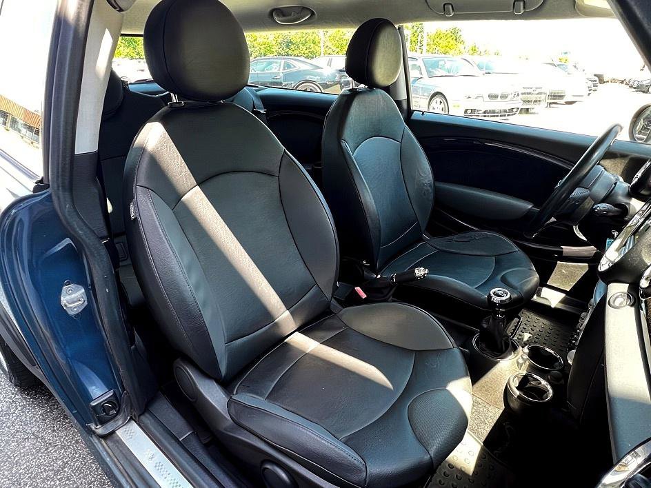 Used 2010 MINI Cooper Clubman S image 16
