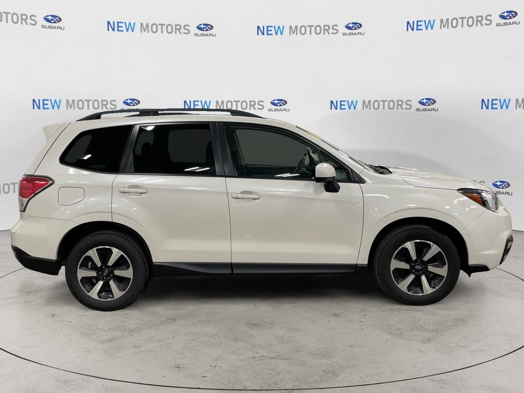 Used 2018 Subaru Forester 2.5i Premium w/ All-Weather Package AWD/4WD image 6