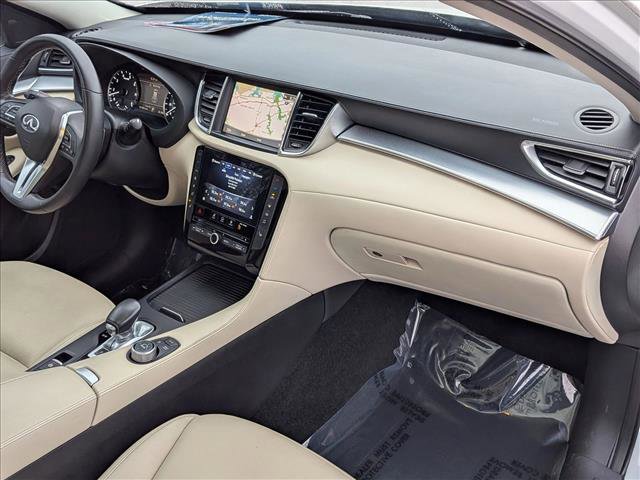 Used 2019 INFINITI QX50 Luxe w/ Navigation Package image 21